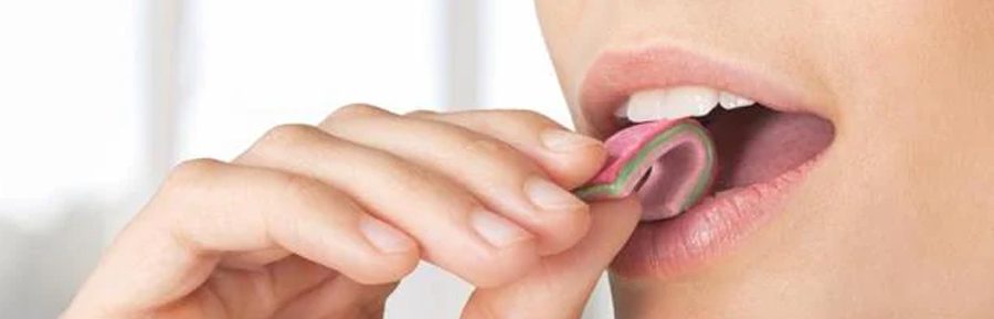 Effects of chewing gum on oral health