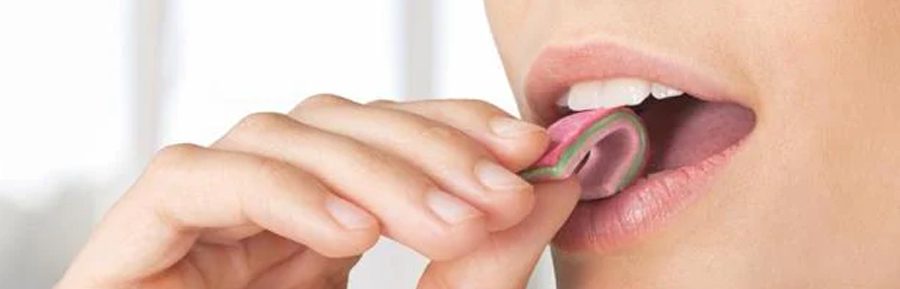 Effects of chewing gum on oral health