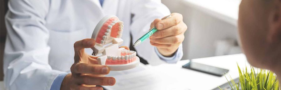 Choosing the right dental implant specialist