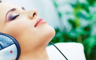 Melodies in the Chair: How Music Enhances Dental Experiences